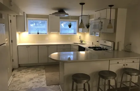 2 Bedroom Portage Park Apartment