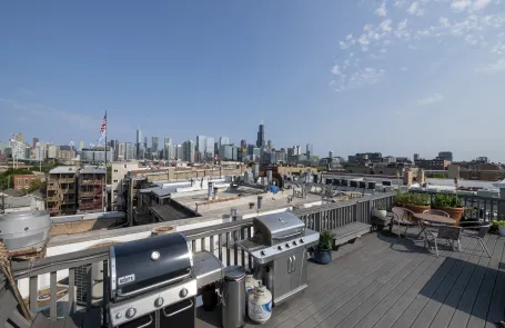 1 Bedroom Noble Square Apartment