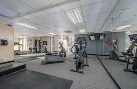 1 Bedroom Chicago Loop Condo