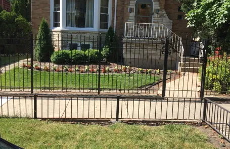 2 Bedroom Humboldt Park Apartment