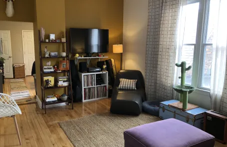 2 Bedroom Bridgeport Apartment