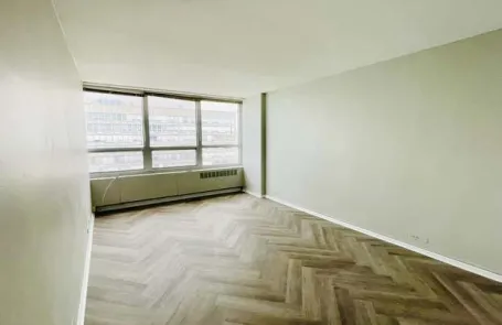1 Bedroom Kenwood Condo
