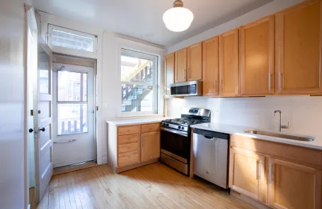 1 Bedroom Graceland West Apartment