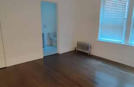 1 Bedroom Lakeview Apartment
