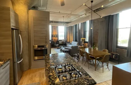 2 Bedroom West Loop Condo