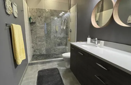 2 Bedroom West Loop Condo