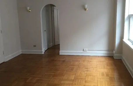 1 Bedroom Rogers Park Apartment