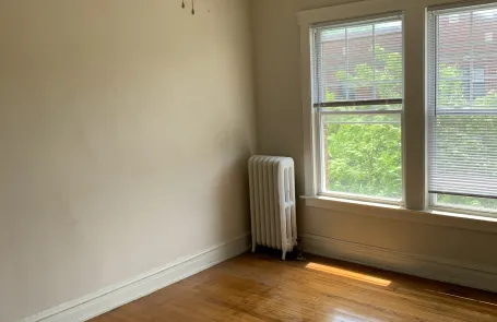 2 Bedroom Rogers Park Apartment