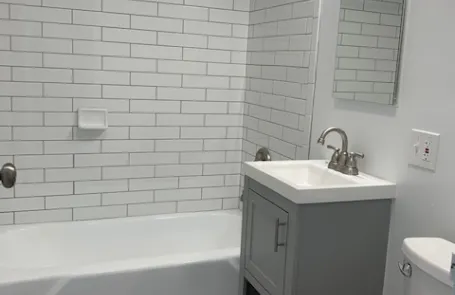 Studio Lincoln Park Apartment