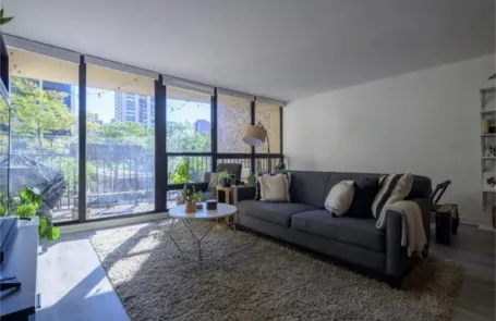 1 Bedroom Old Town Condo