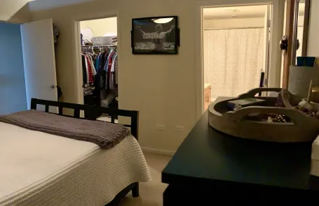 1 Bedroom West Loop Condo