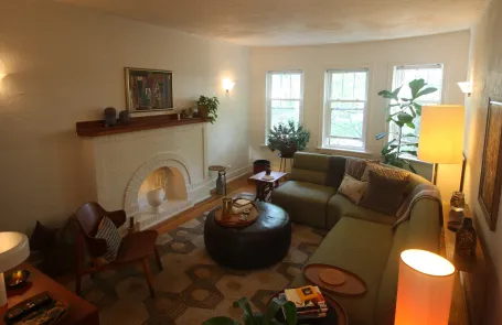2 Bedroom Edgewater Apartment