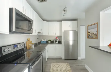 2 Bedroom Glenview Apartment