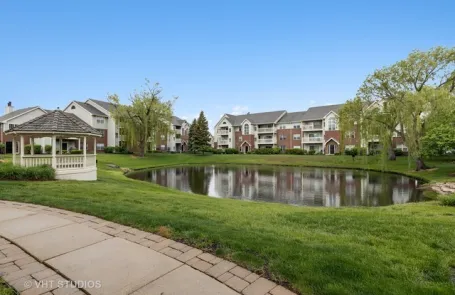 3 Bedroom Wheaton Apartment