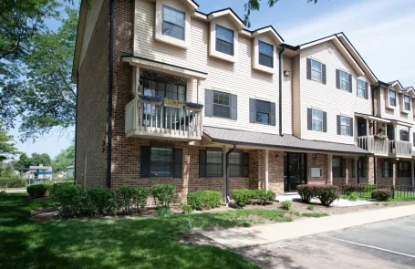 2 Bedroom Naperville Condo