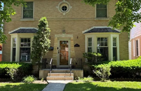 3 Bedroom Lincolnwood Single Family