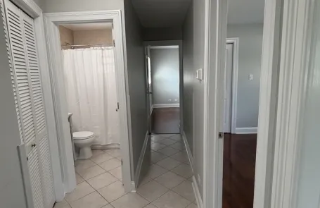 3 Bedroom Rolling Meadows Single Family