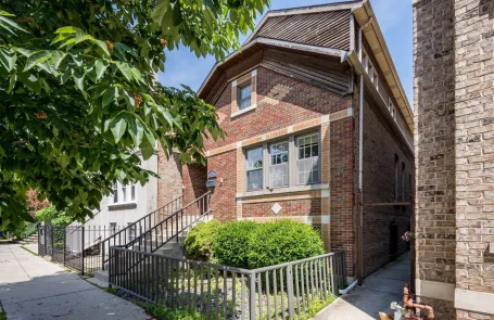 3 Bedroom Ukrainian Village Single Family