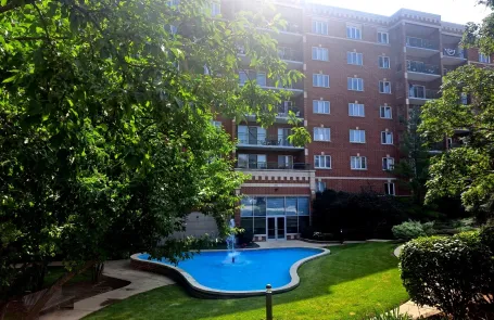 2 Bedroom Des Plaines Condo