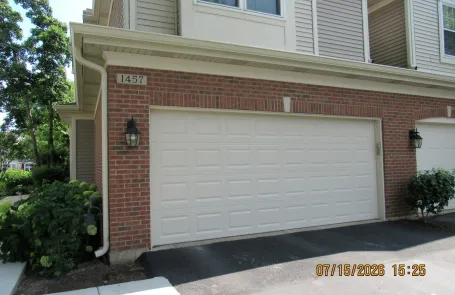 3 Bedroom Schaumburg Townhome