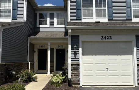 2 Bedroom Naperville Townhome