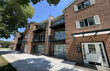 2 Bedroom Glenview Condo