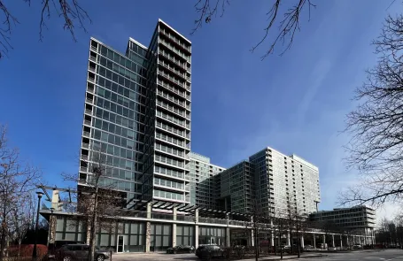 2 Bedroom Skokie Apartment