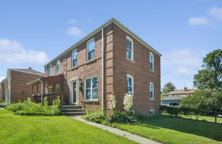 3 Bedroom Des Plaines Apartment