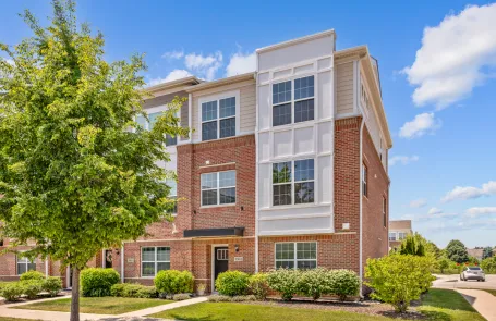 3 Bedroom Naperville Townhome