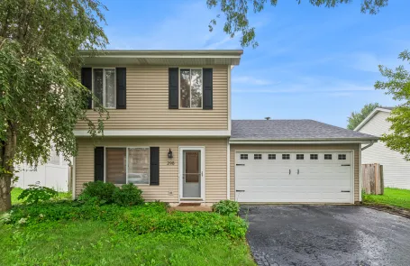 3 Bedroom Naperville Single Family