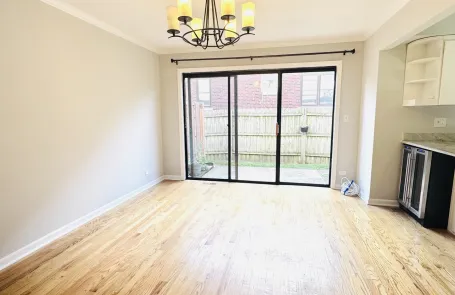 3 Bedroom Glenview Townhome