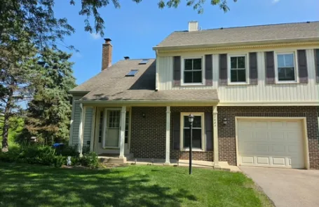 2 Bedroom Schaumburg Townhome
