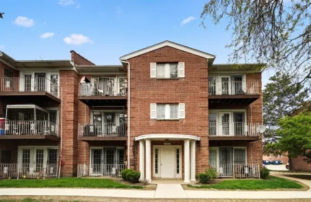 2 Bedroom Glenview Condo