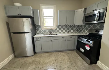 2 Bedroom South Shore Single Family