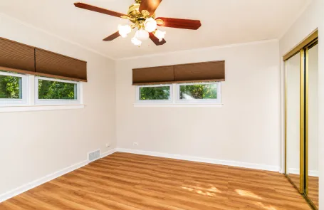 3 Bedroom Northbrook Single Family