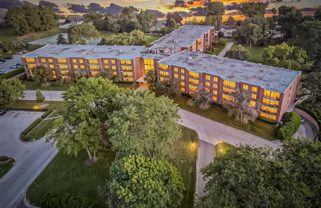 1 Bedroom Arlington Heights Condo