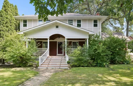 4 Bedroom Wilmette Single Family