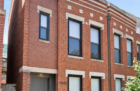 2 Bedroom Lincoln Park Single Family