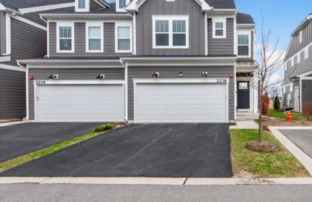 3 Bedroom Naperville Townhome
