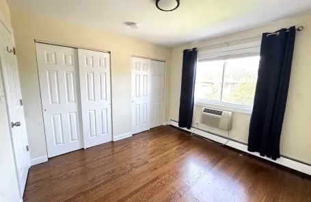 2 Bedroom Skokie Condo