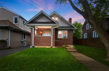 2 Bedroom Highwood Single Family