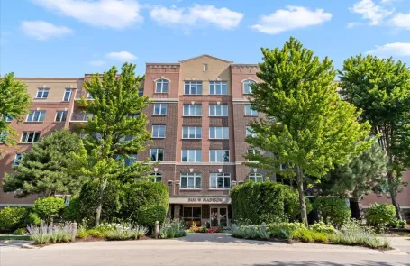 2 Bedroom Skokie Condo