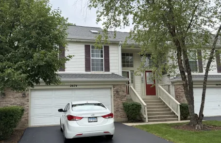 3 Bedroom Arlington Heights Townhome