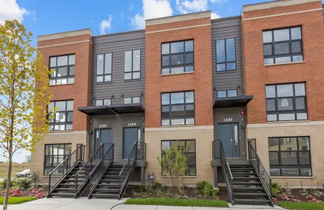 3 Bedroom Schaumburg Townhome