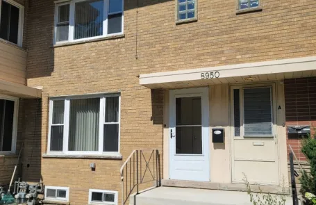 2 Bedroom Skokie Townhome
