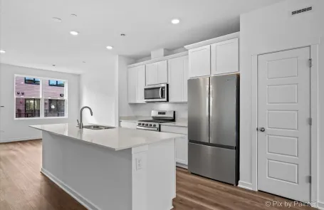3 Bedroom Schaumburg Condo