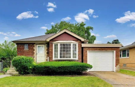 3 Bedroom Skokie Single Family