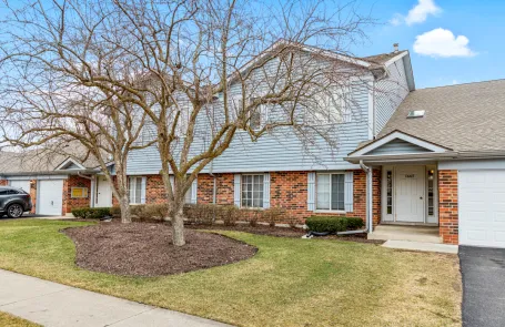 3 Bedroom Schaumburg Condo