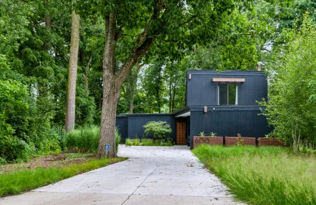 2 Bedroom Highland Park Single Family