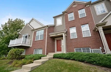 3 Bedroom Naperville Townhome